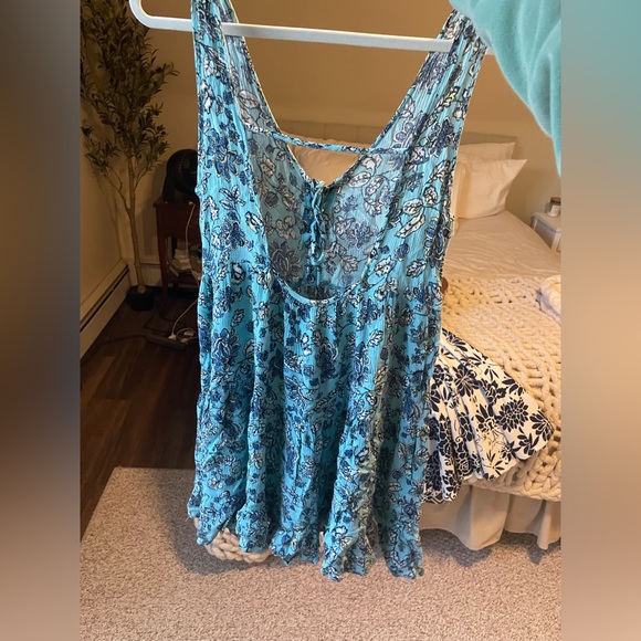 Adorable flowy sundress size M - Picture 3 of 4